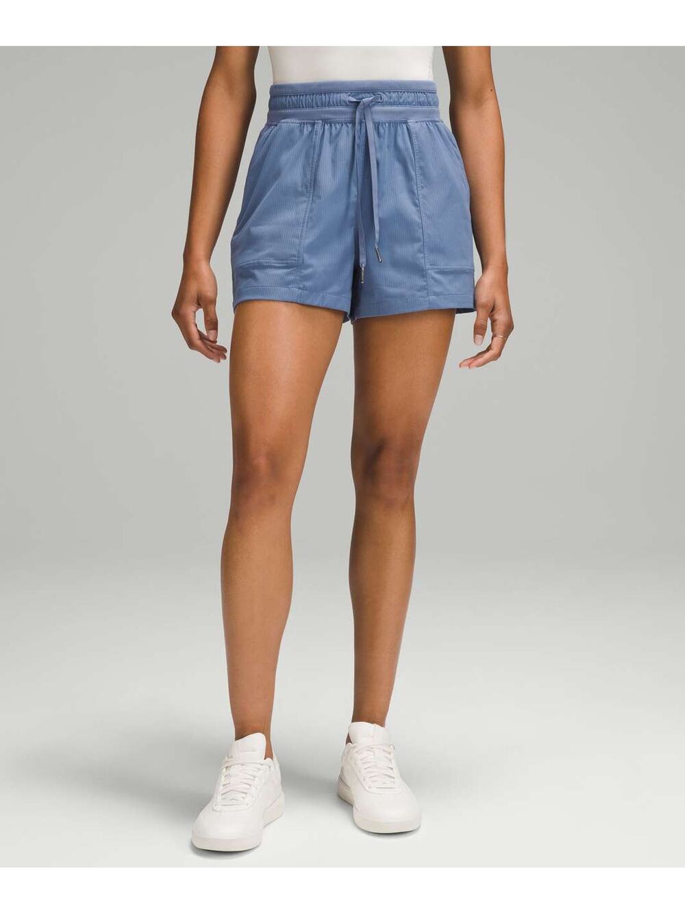 NWT Lululemon Dance Studio High-Rise Short 3.5" Inseam Size 4 Blue